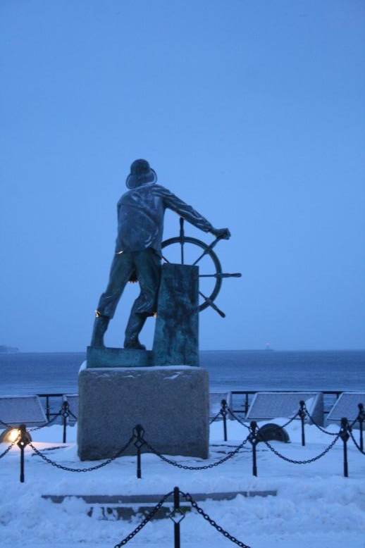 The Fisherman's Memorial.  Jan 3, 2009.